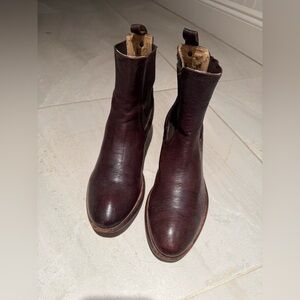 FRYE Carson Chelsea Ankle Boot Dark Brown Size 7.5